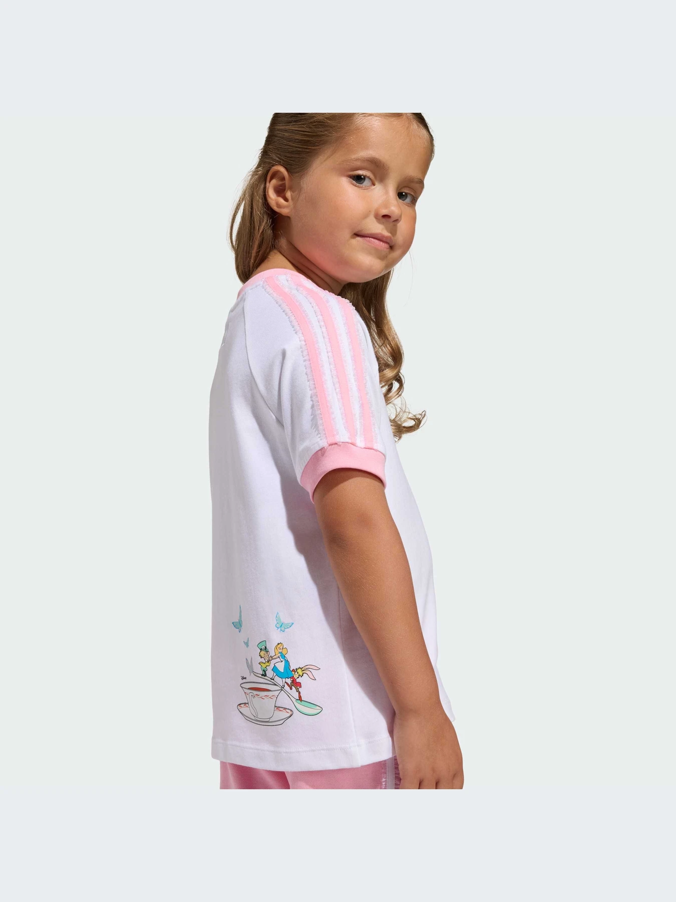Костюмы Adidas Graphics модель KE0700-KZ Костюмы Adidas Graphics модель KE0700-KZ Фото