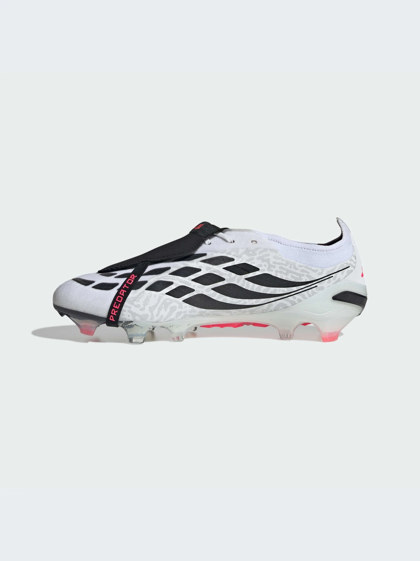 Кроссовки Adidas Predator модель JP6248-KZ Кроссовки Adidas Predator модель JP6248-KZ Фото