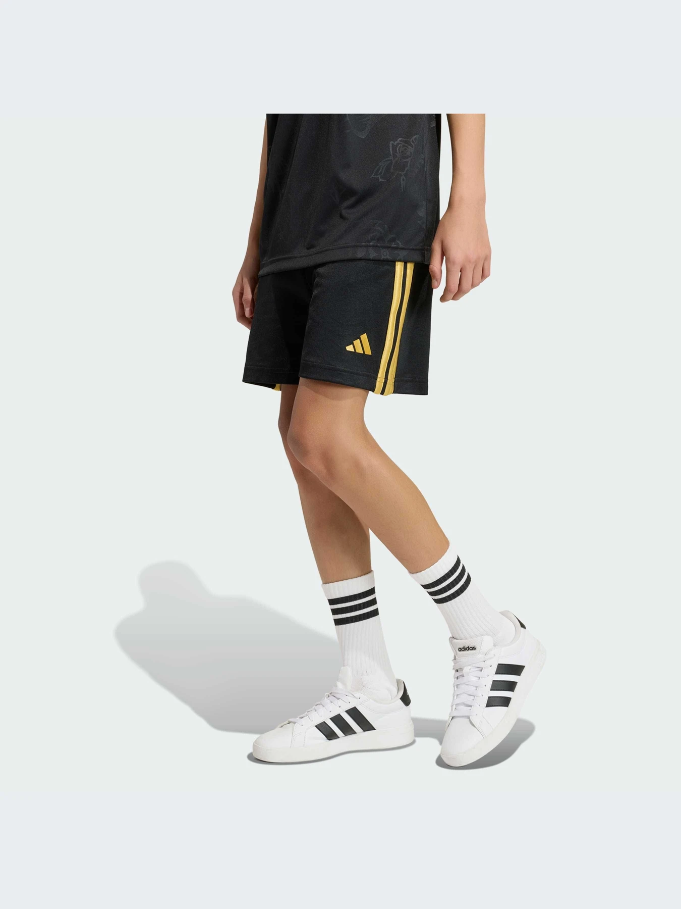 Шорты Adidas модель HZ0908-KZ Шорты Adidas модель HZ0908-KZ Фото