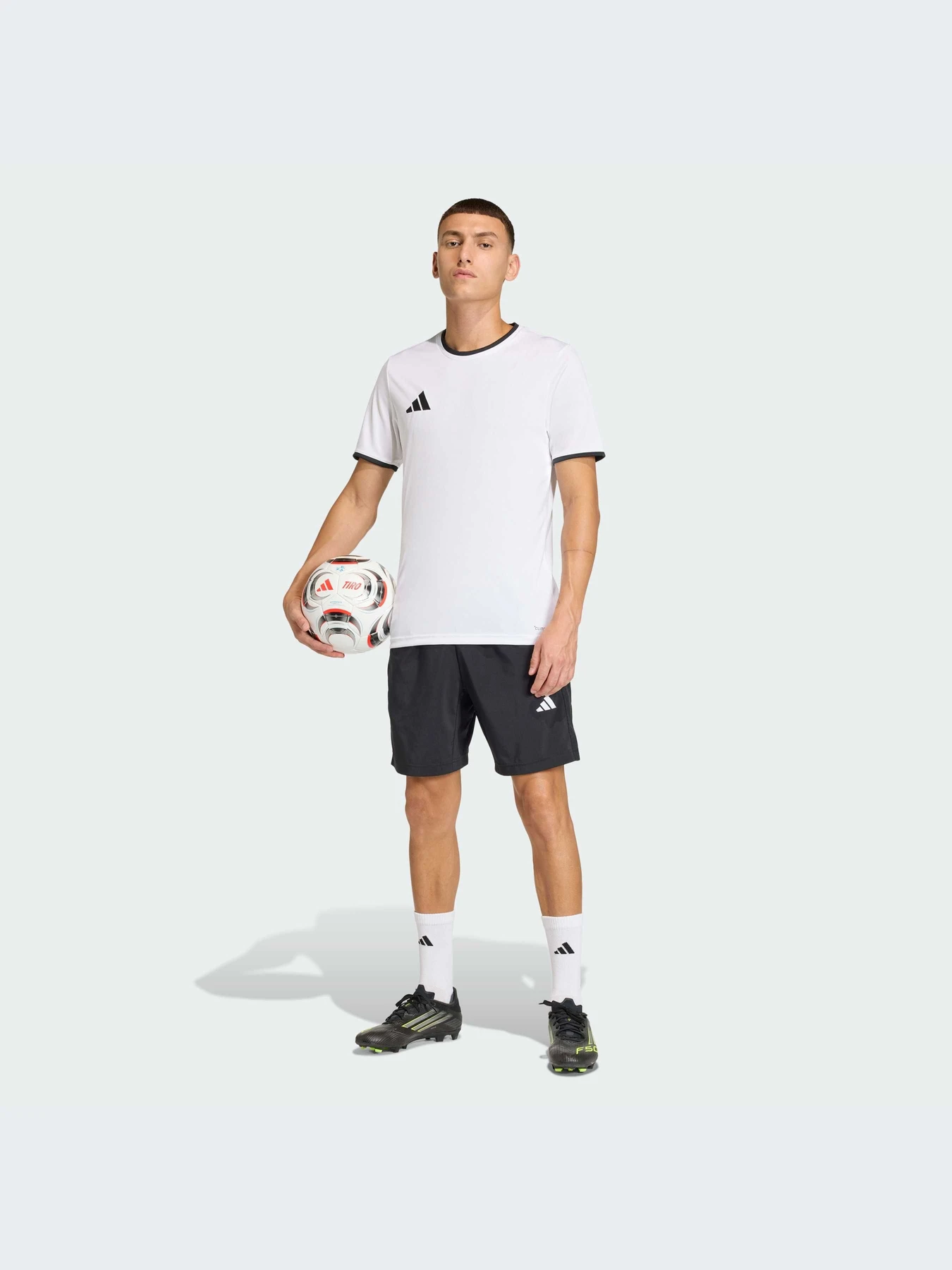 Футболки и поло Adidas модель JZ2508-KZ Футболки и поло Adidas модель JZ2508-KZ Фото