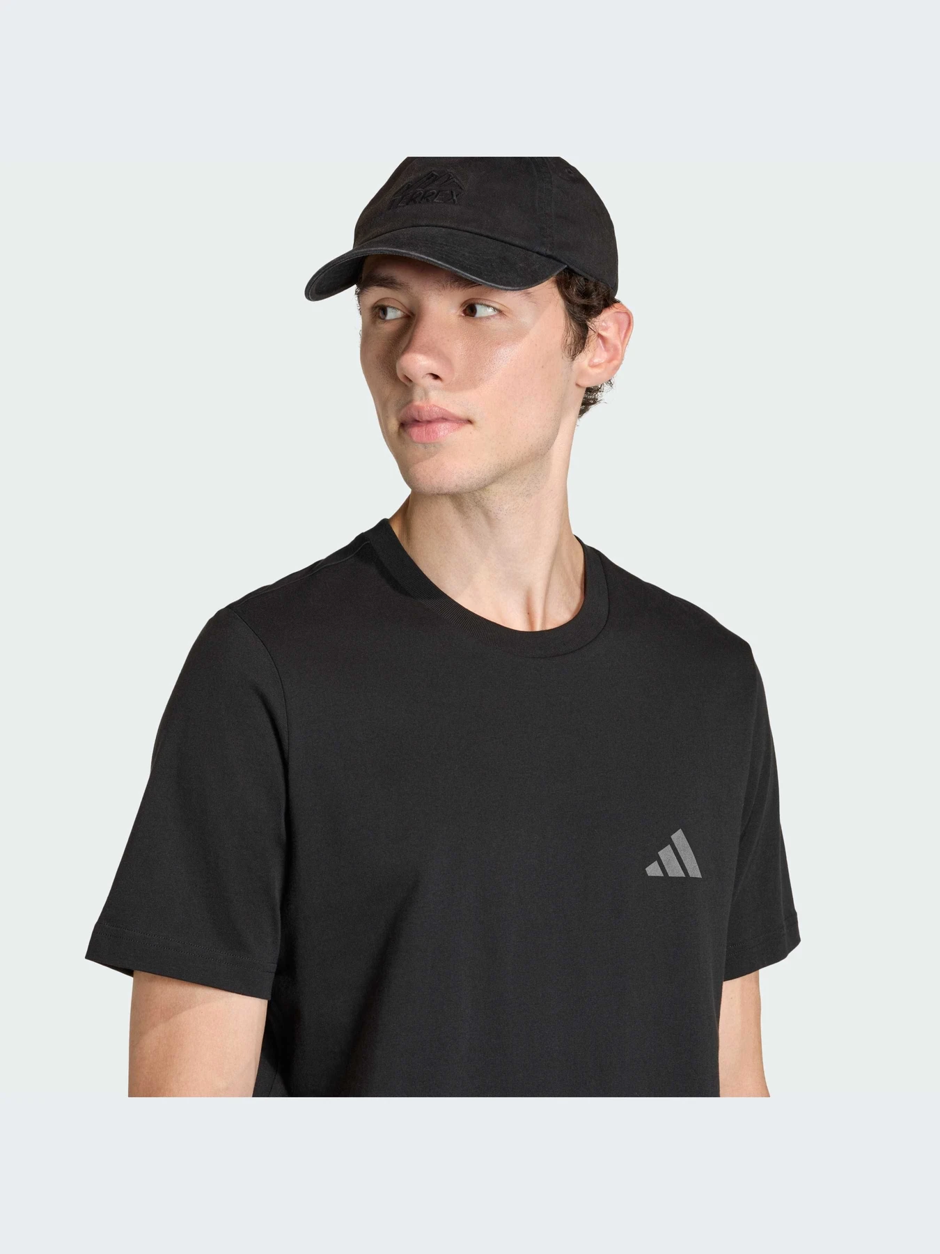Футболки и поло Adidas модель KB9599-KZ Футболки и поло Adidas модель KB9599-KZ Фото