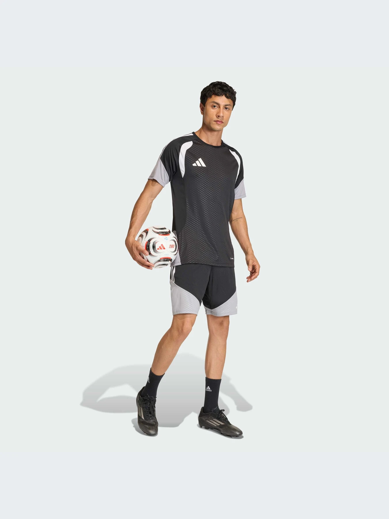 Футболки и поло Adidas Tiro модель JX4254-KZ Футболки и поло Adidas Tiro модель JX4254-KZ Фото