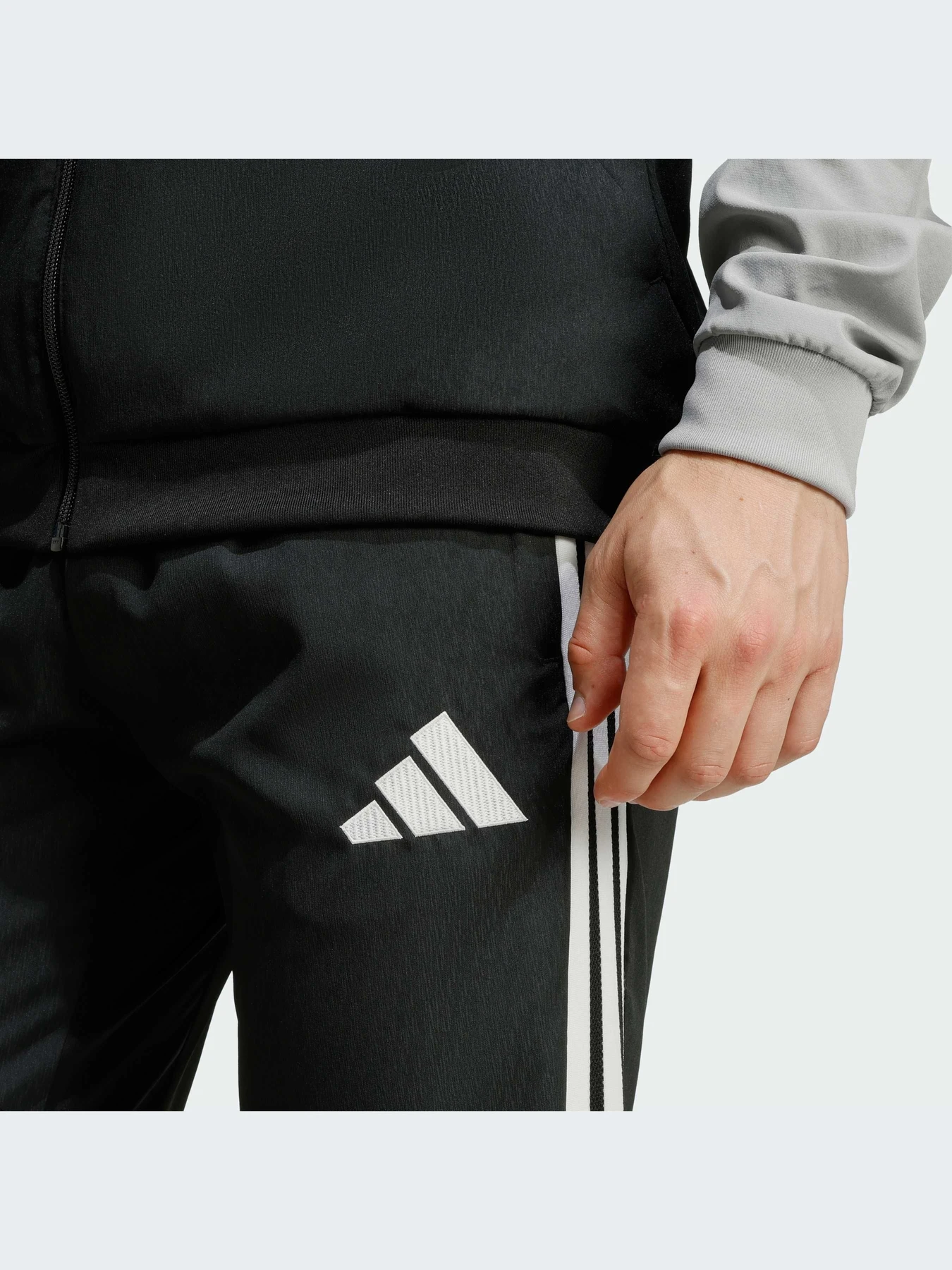 Брюки Adidas Tiro модель JJ3025-KZ Брюки Adidas Tiro модель JJ3025-KZ Фото