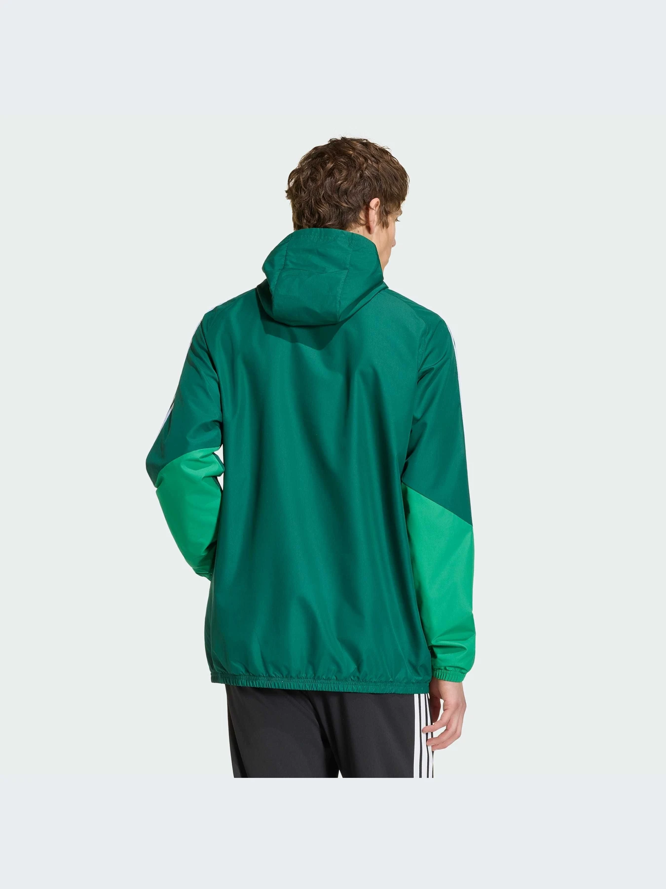 Куртки и дубленки Adidas Tiro модель KB0137-KZ Куртки и дубленки Adidas Tiro модель KB0137-KZ Фото