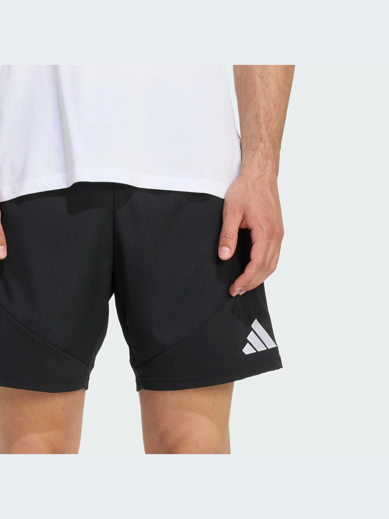 Шорты Adidas Tiro модель KB0183-KZ Шорты Adidas Tiro модель KB0183-KZ Фото