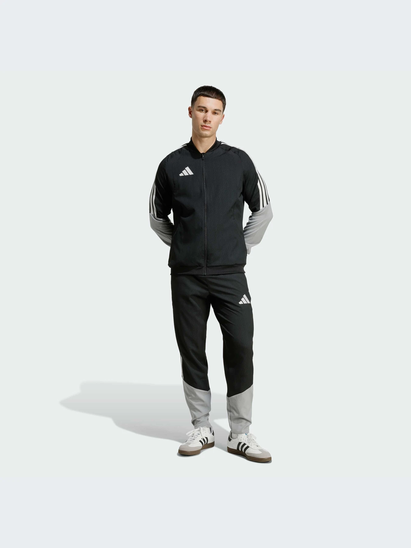 Куртки и дубленки Adidas Tiro модель JJ3030-KZ Куртки и дубленки Adidas Tiro модель JJ3030-KZ Фото