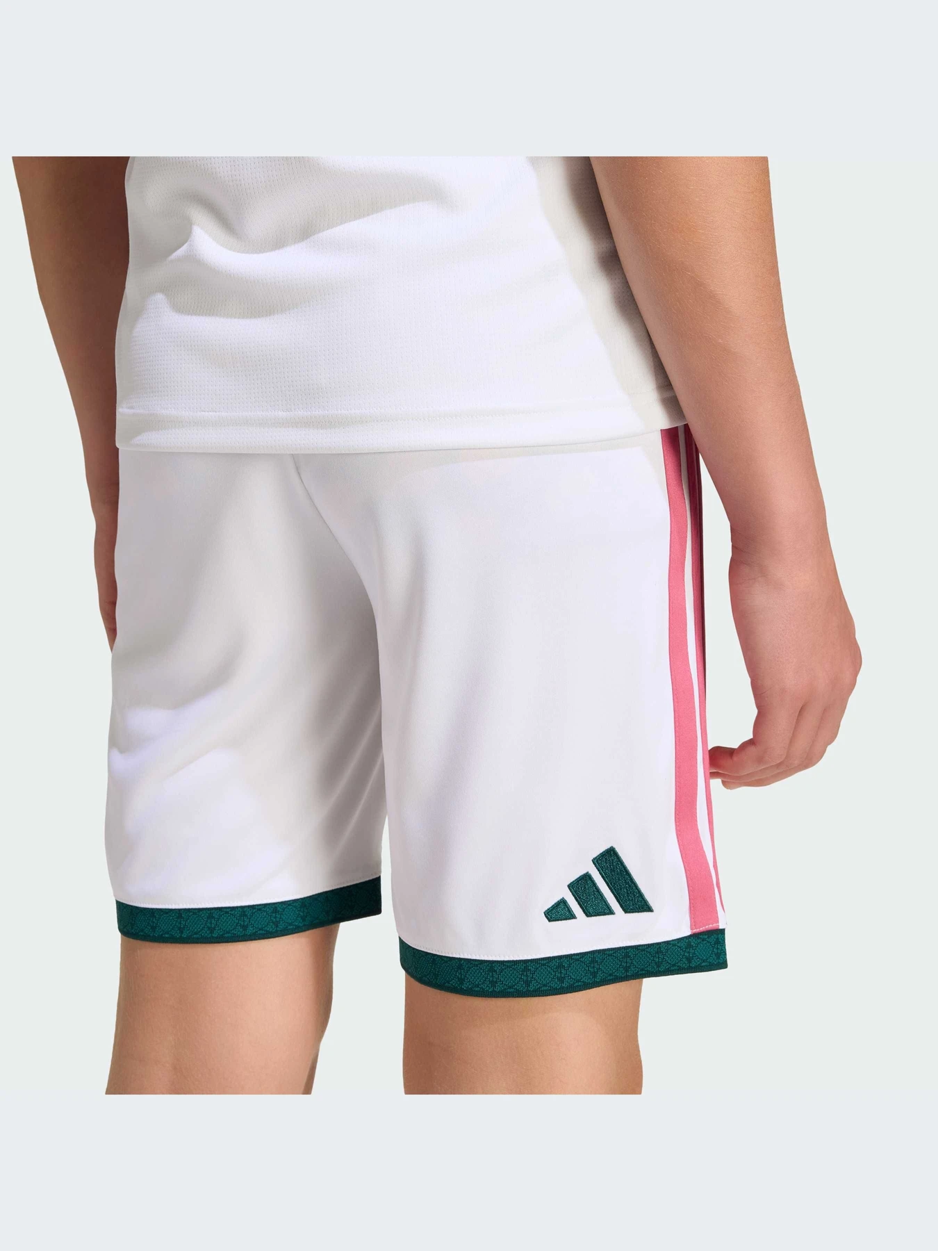 Шорты Adidas модель KC3949-KZ Шорты Adidas модель KC3949-KZ Фото