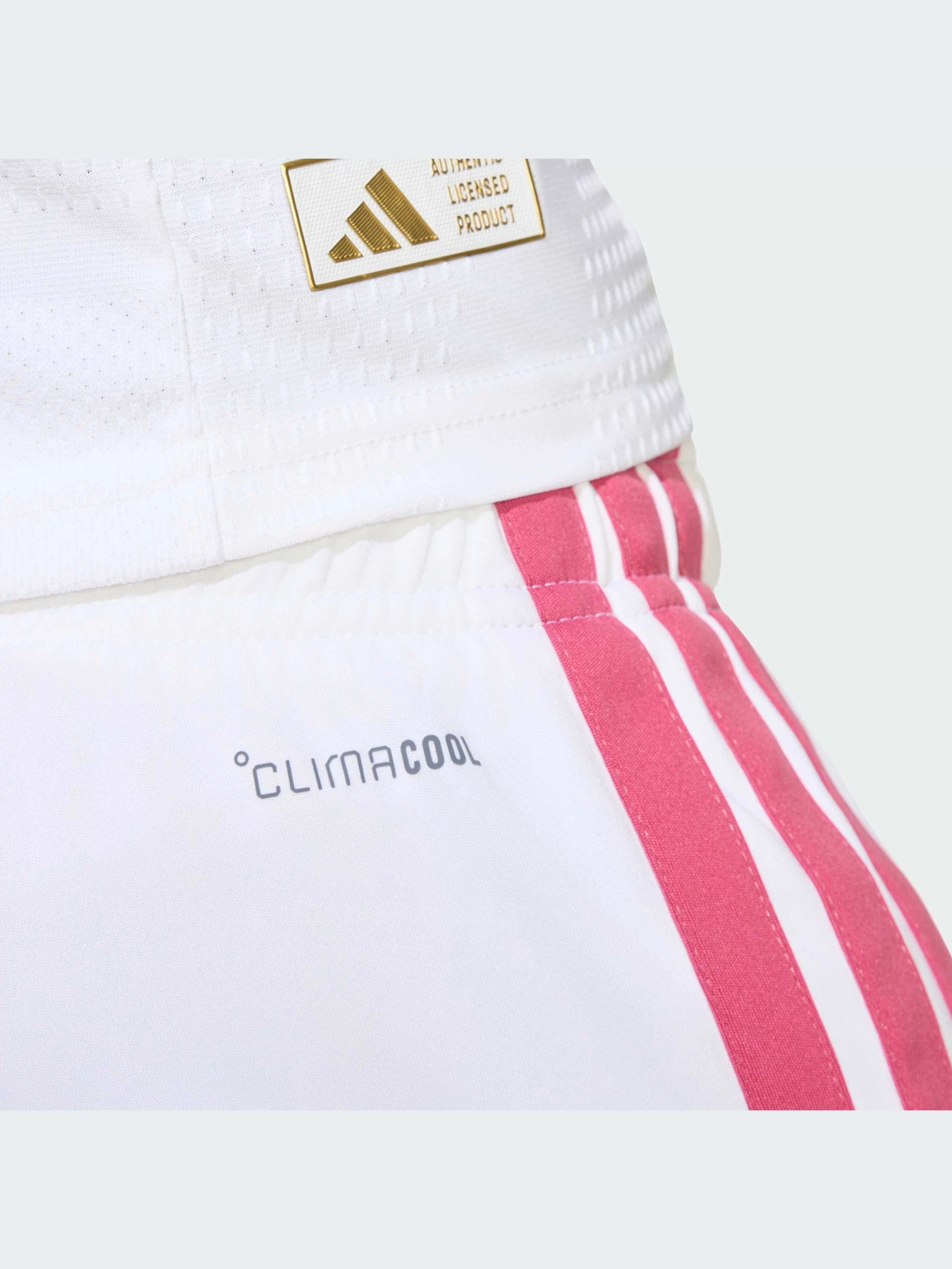 Шорты Adidas модель JZ7214-KZ Шорты Adidas модель JZ7214-KZ Фото