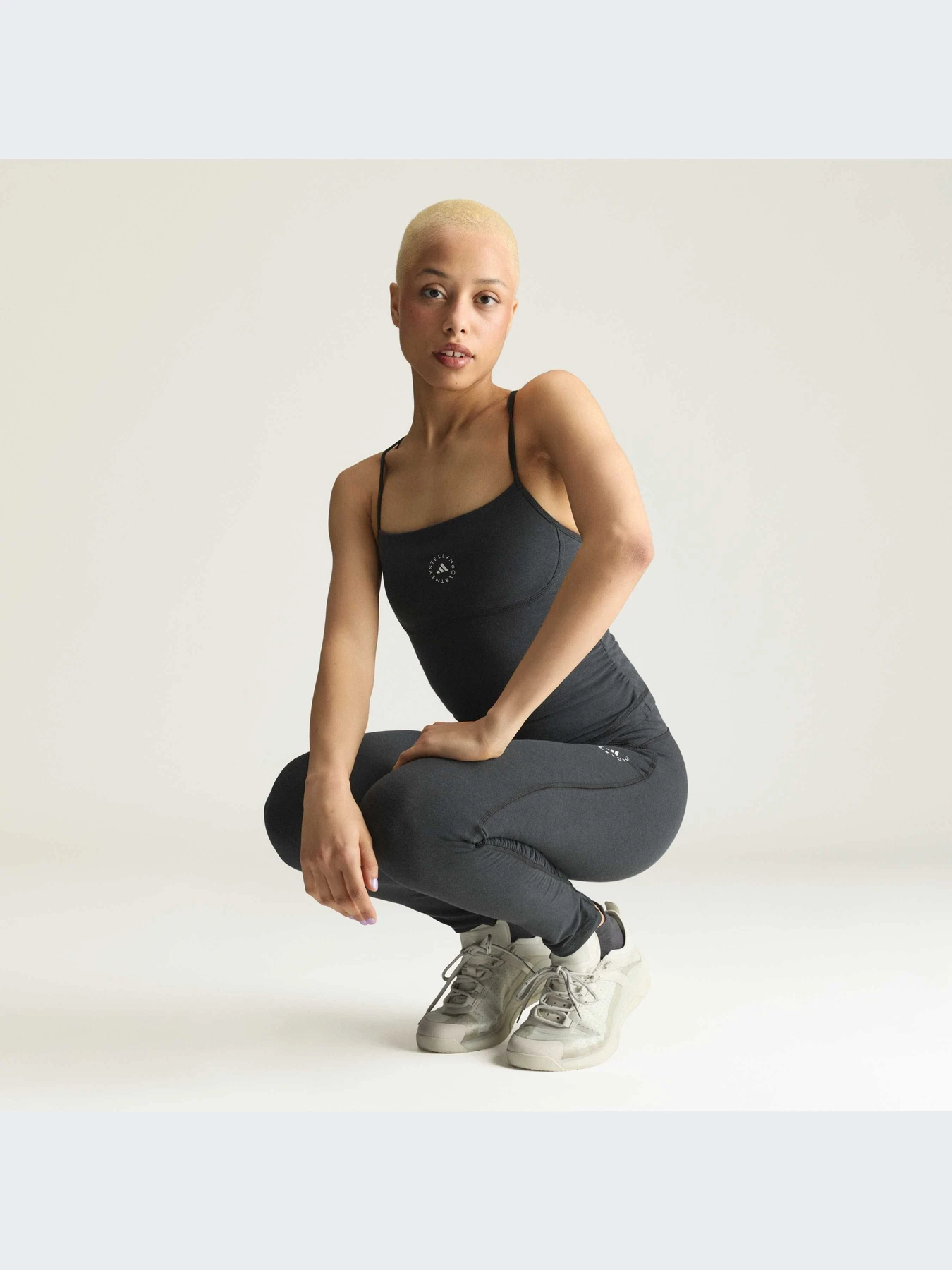 Футболки и поло Adidas модель KR6221-KZ Футболки и поло Adidas модель KR6221-KZ Фото