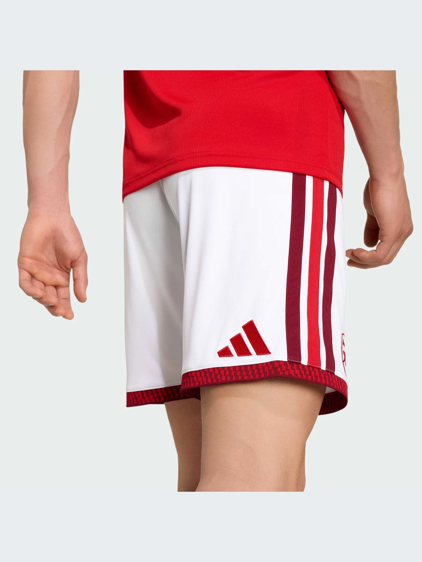 Шорты Adidas модель JZ3169-KZ Шорты Adidas модель JZ3169-KZ Фото