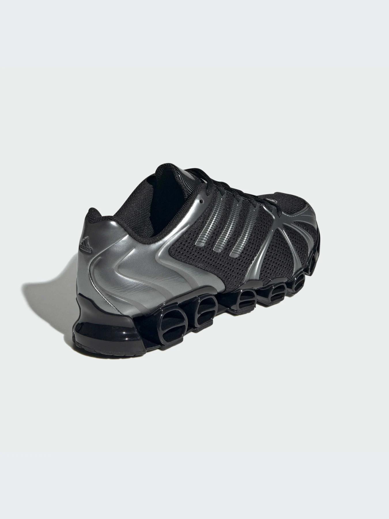 Кроссовки Adidas модель JQ0553-KZ Кроссовки Adidas модель JQ0553-KZ Фото