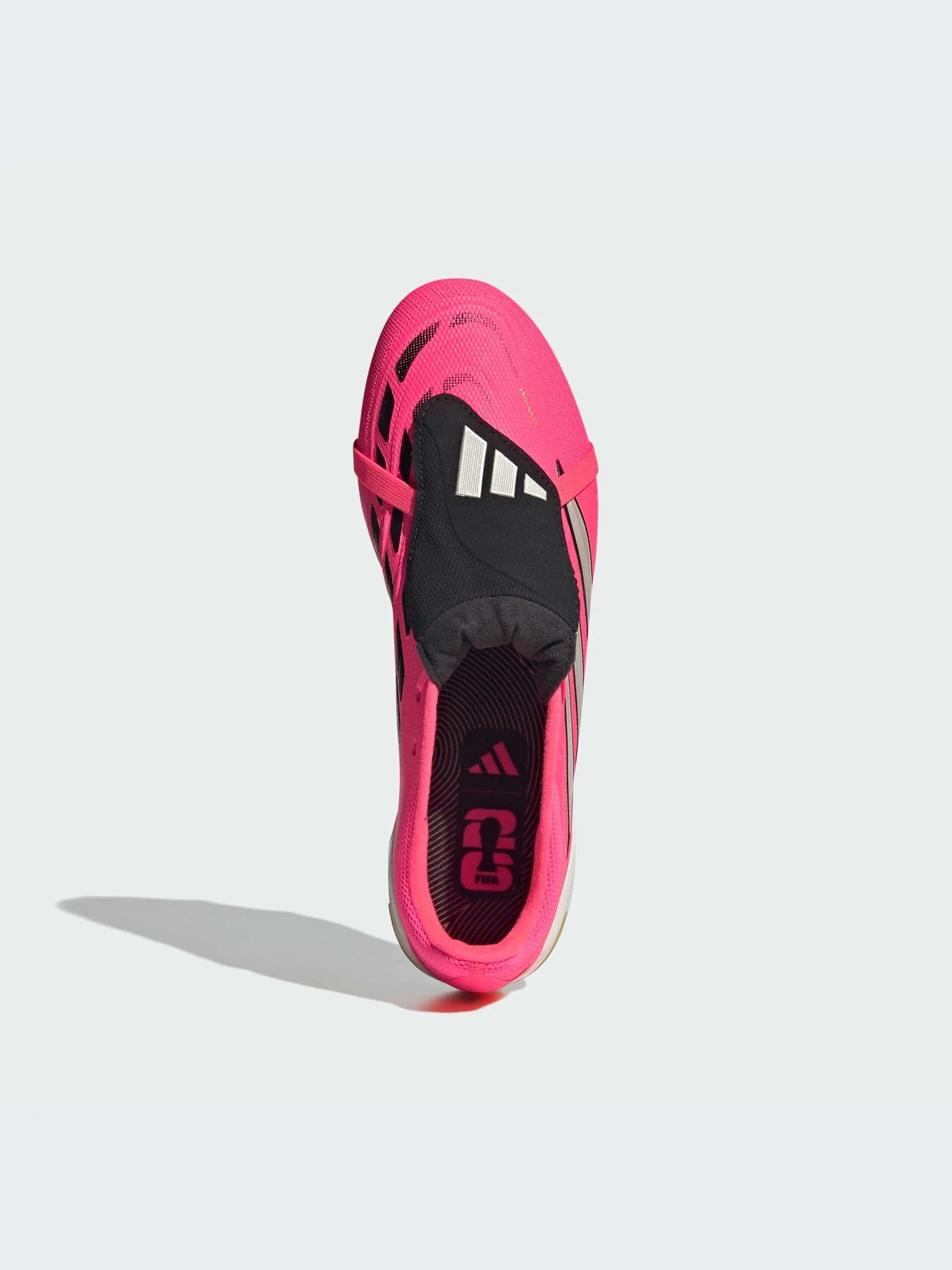 Кроссовки Adidas Predator модель JP6271-KZ Кроссовки Adidas Predator модель JP6271-KZ Фото