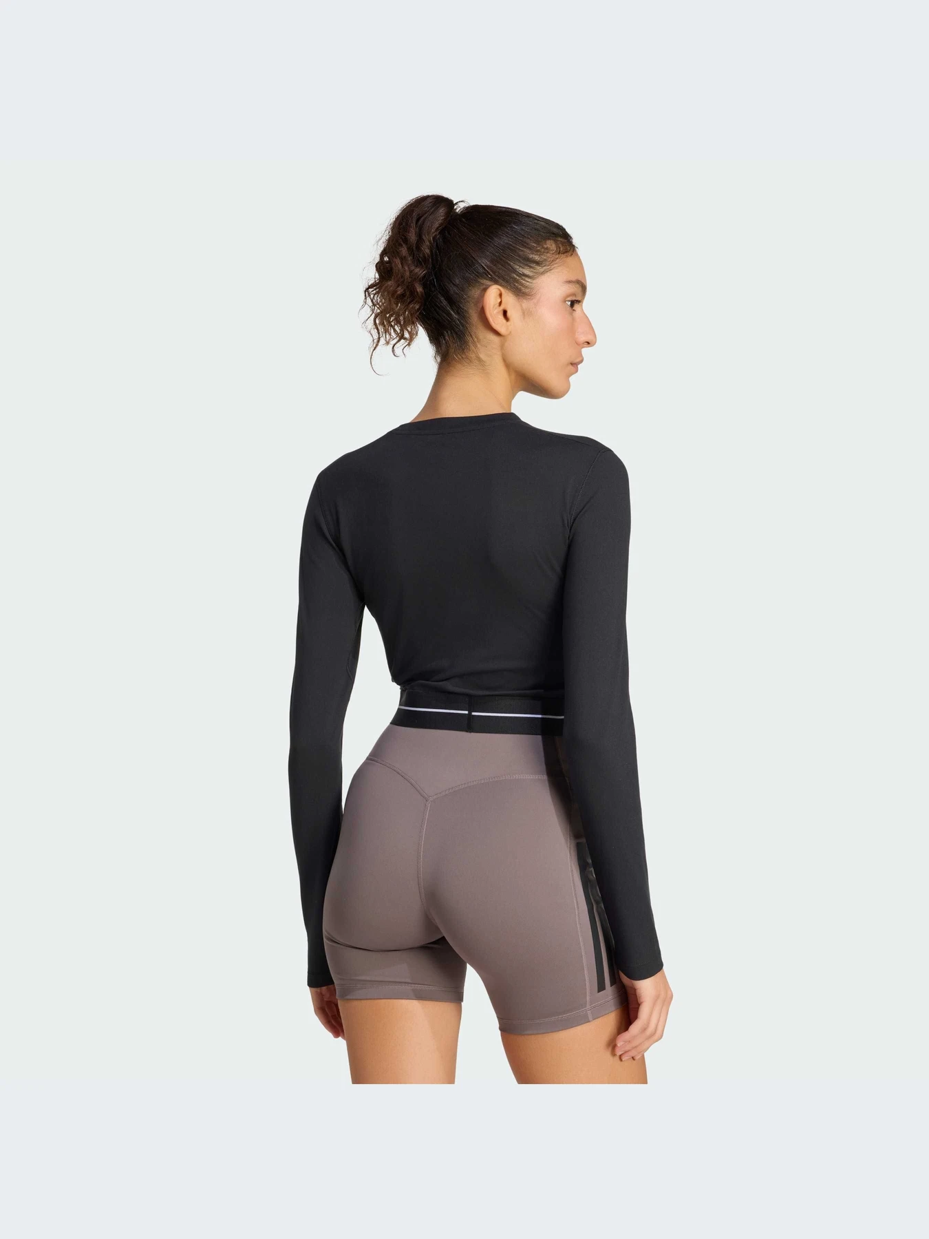 Худи и свитшоты Adidas модель KR2783-KZ Худи и свитшоты Adidas модель KR2783-KZ Фото