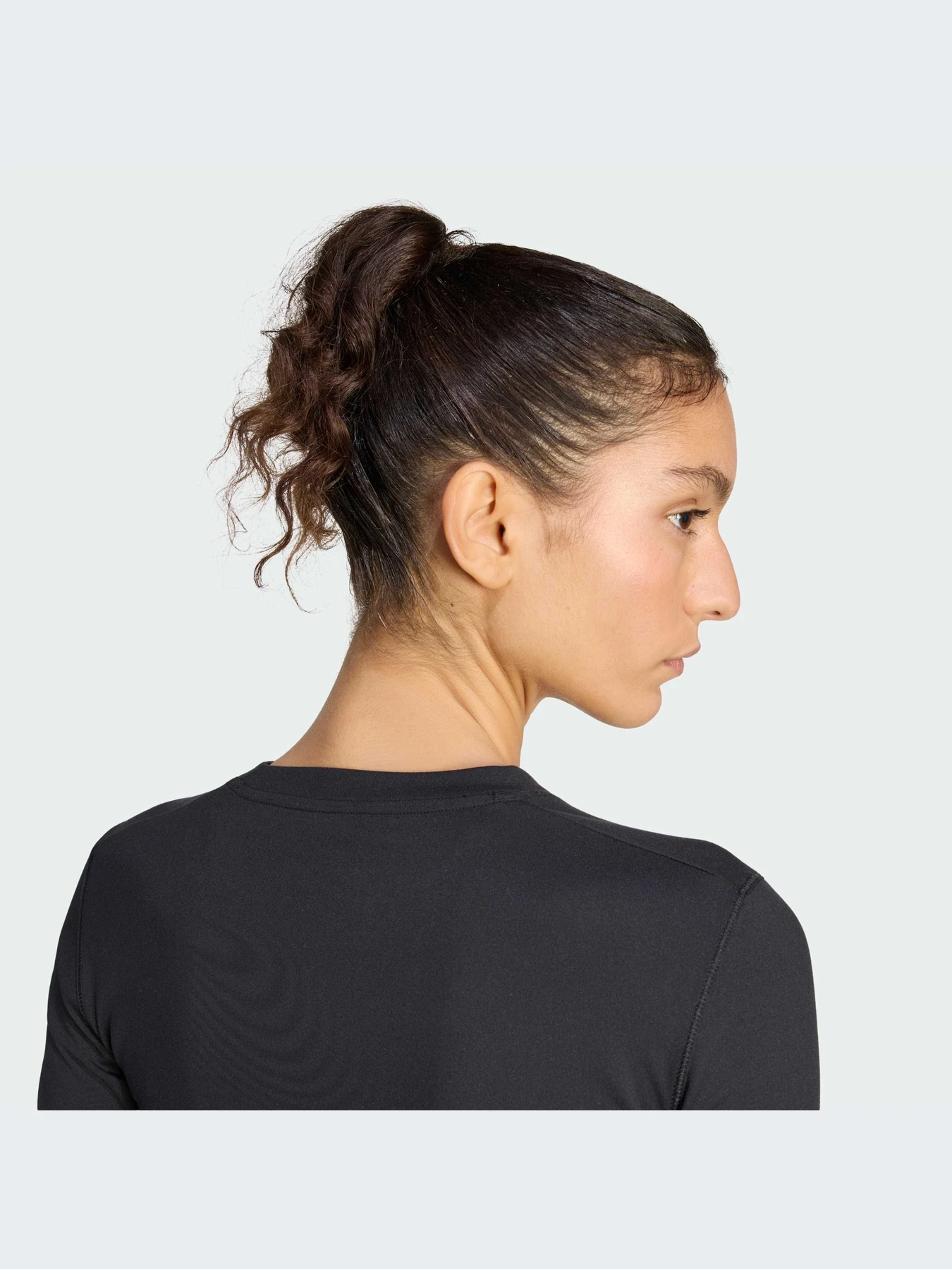 Худи и свитшоты Adidas модель KR2783-KZ Худи и свитшоты Adidas модель KR2783-KZ Фото