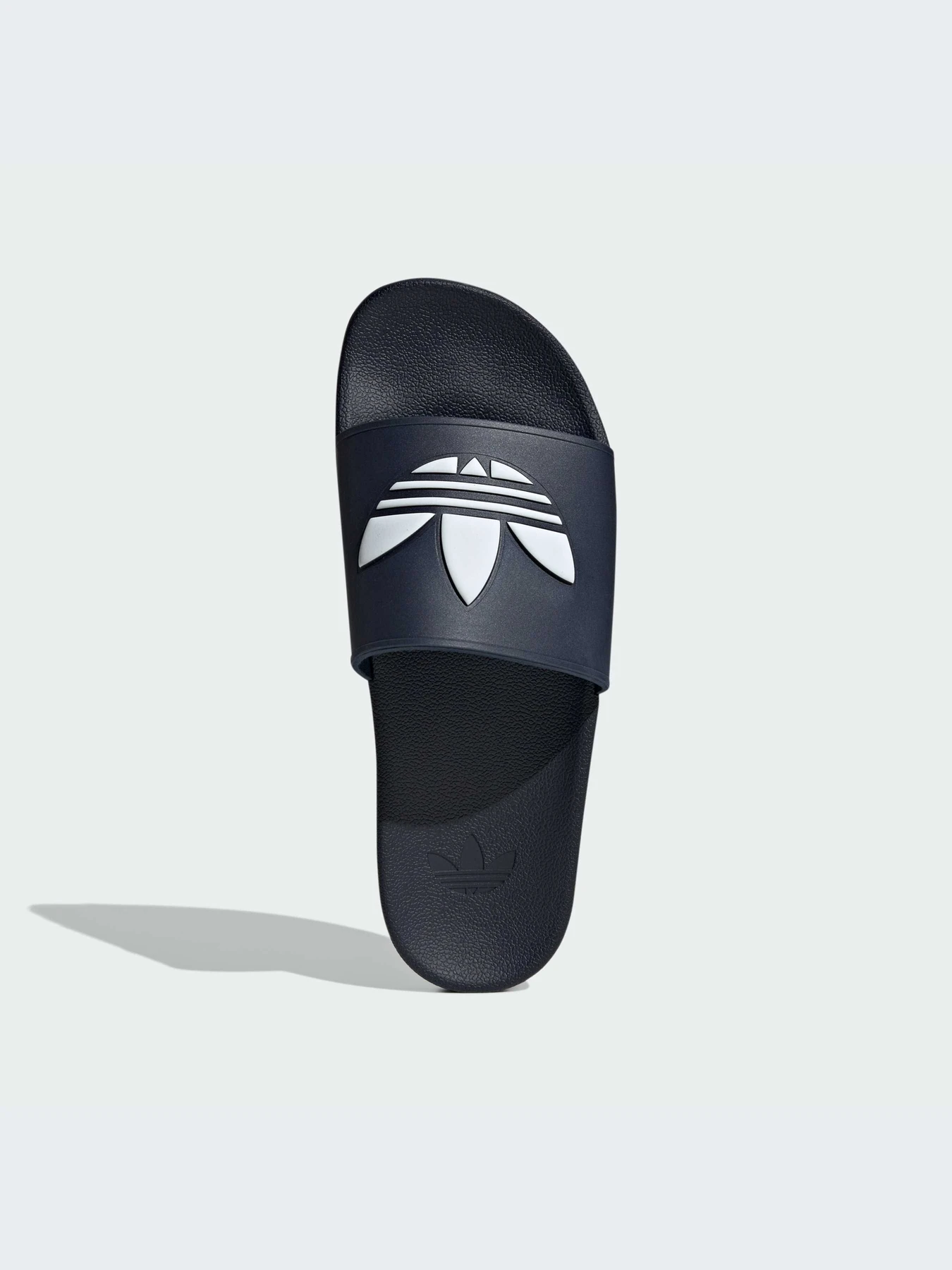 Шлёпанцы Adidas Adilette модель KJ6920-KZ Шлёпанцы Adidas Adilette модель KJ6920-KZ Фото