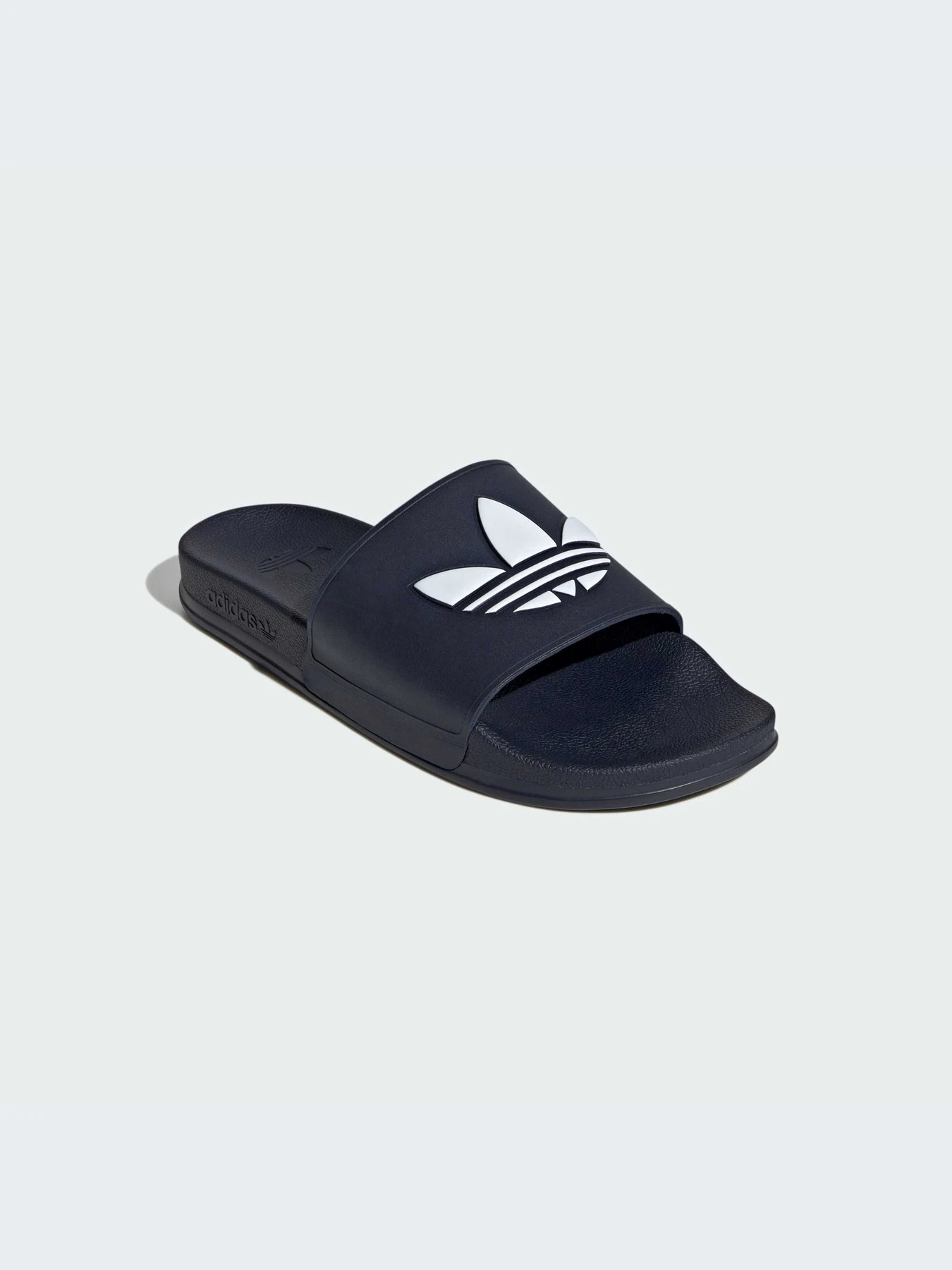Шлёпанцы Adidas Adilette модель KJ6920-KZ Шлёпанцы Adidas Adilette модель KJ6920-KZ Фото