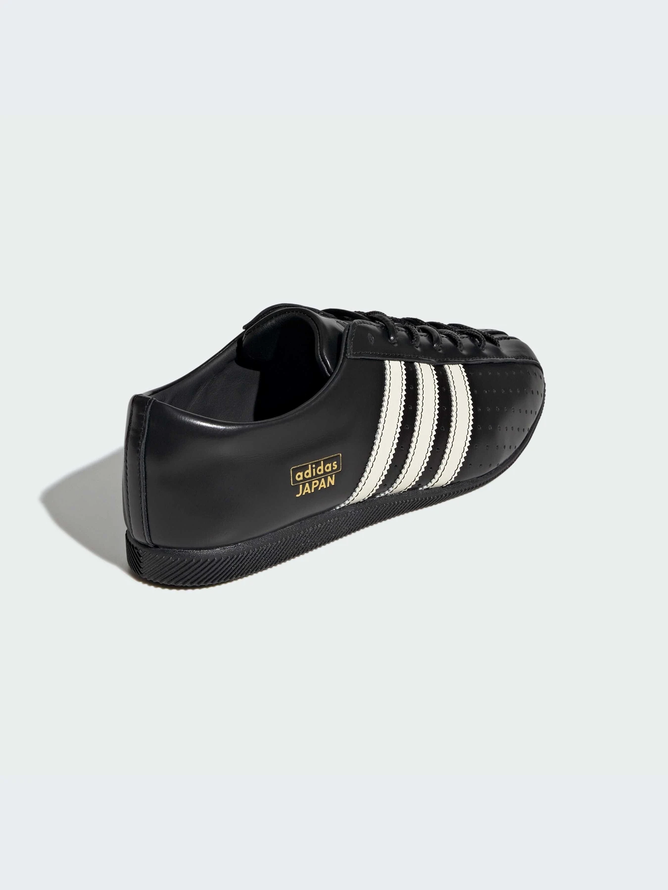 Кроссовки Adidas модель KJ5160-KZ Кроссовки Adidas модель KJ5160-KZ Фото