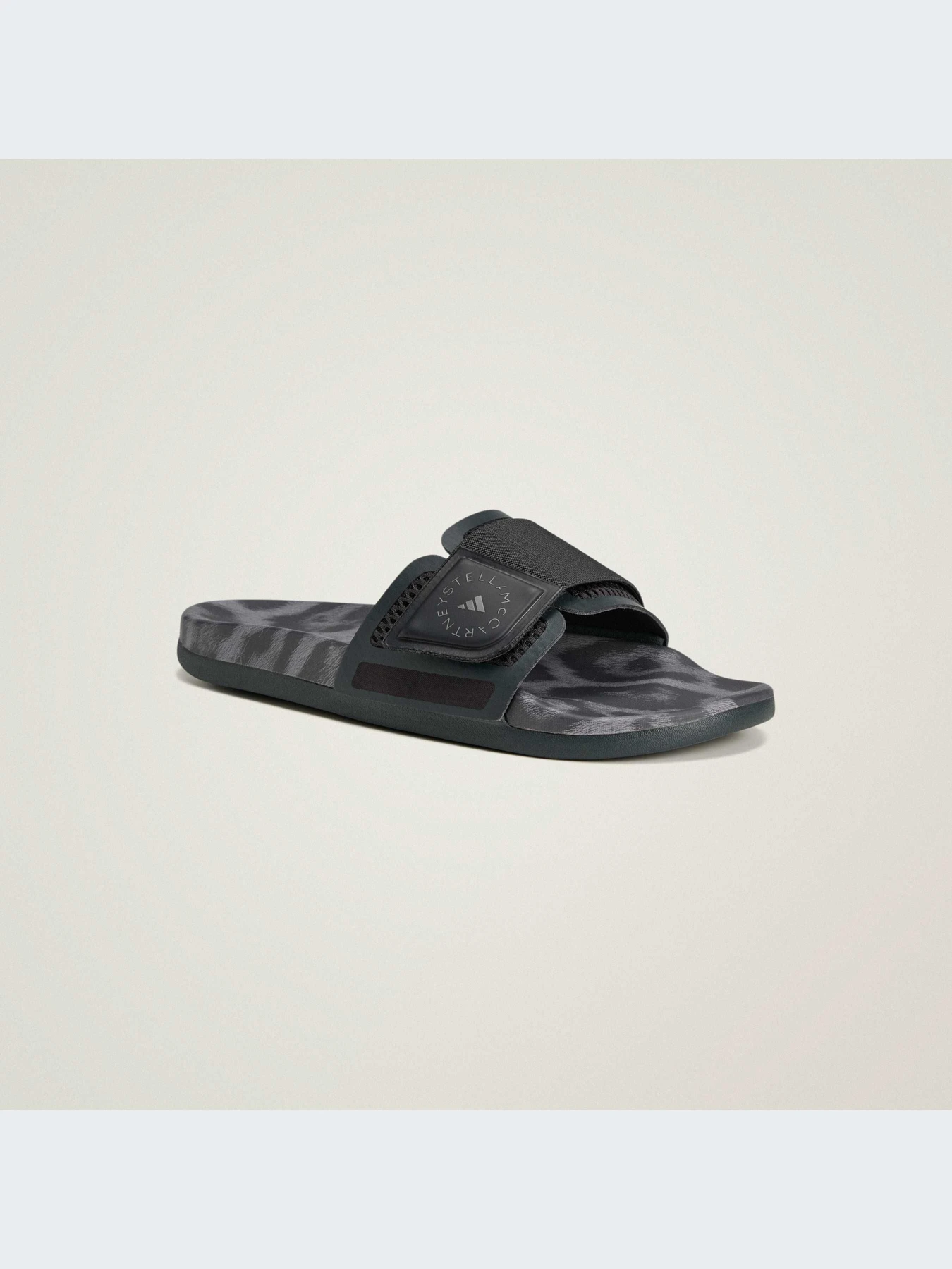 Шлёпанцы Adidas модель KH9018-KZ Шлёпанцы Adidas модель KH9018-KZ Фото