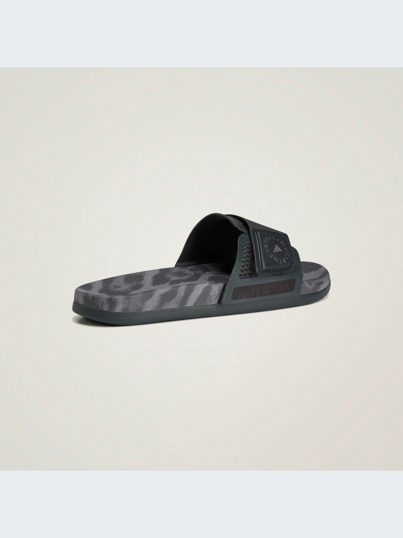 Шлёпанцы Adidas модель KH9018-KZ Шлёпанцы Adidas модель KH9018-KZ Фото