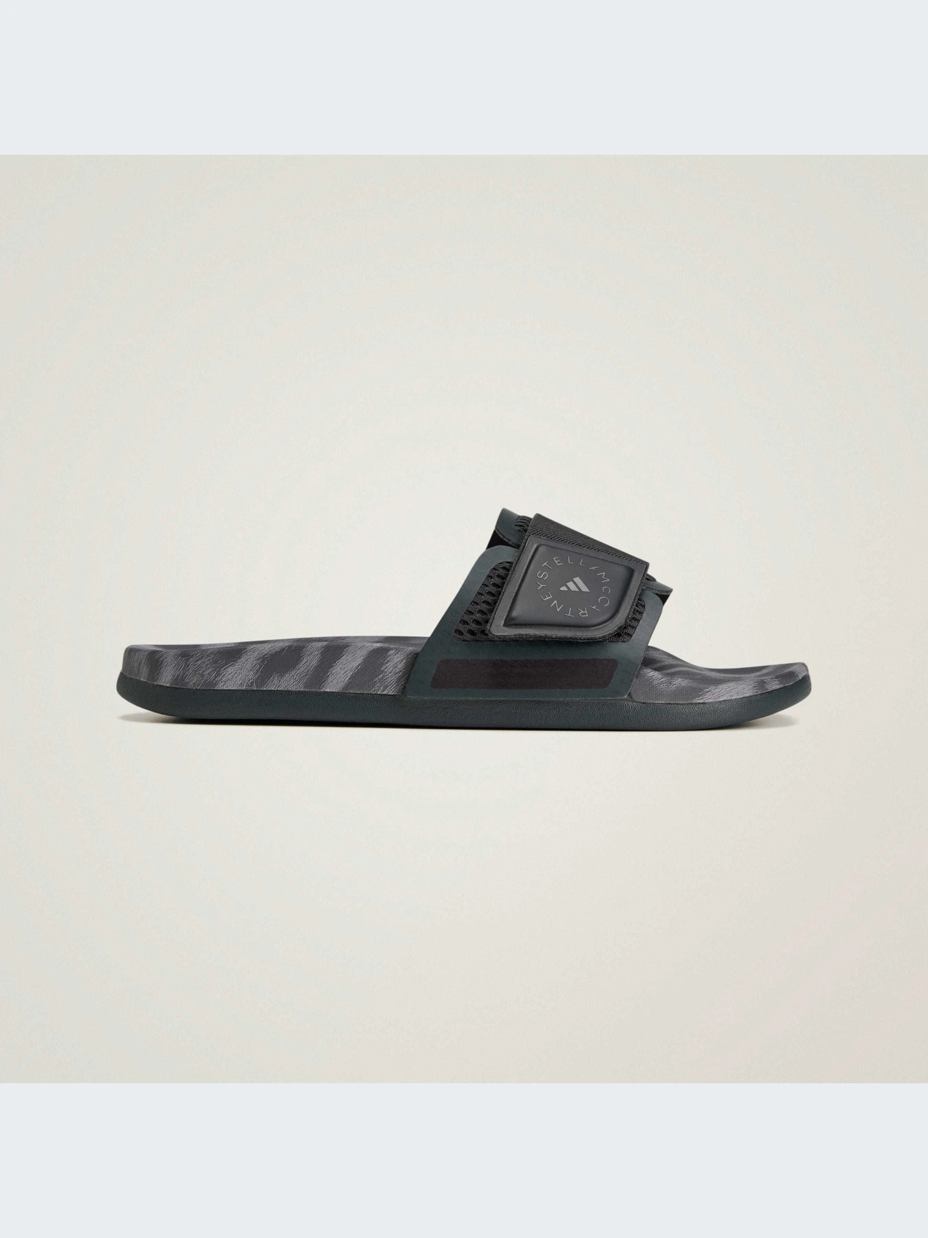 Шлёпанцы Adidas модель KH9018-KZ Шлёпанцы Adidas модель KH9018-KZ Фото