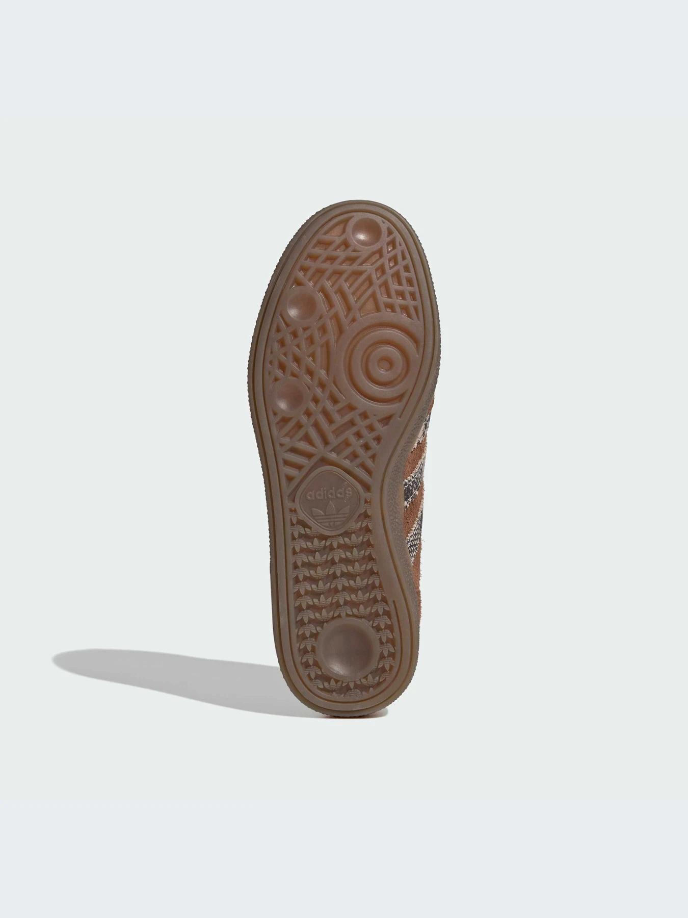 Кроссовки Adidas модель KI2165-KZ Кроссовки Adidas модель KI2165-KZ Фото
