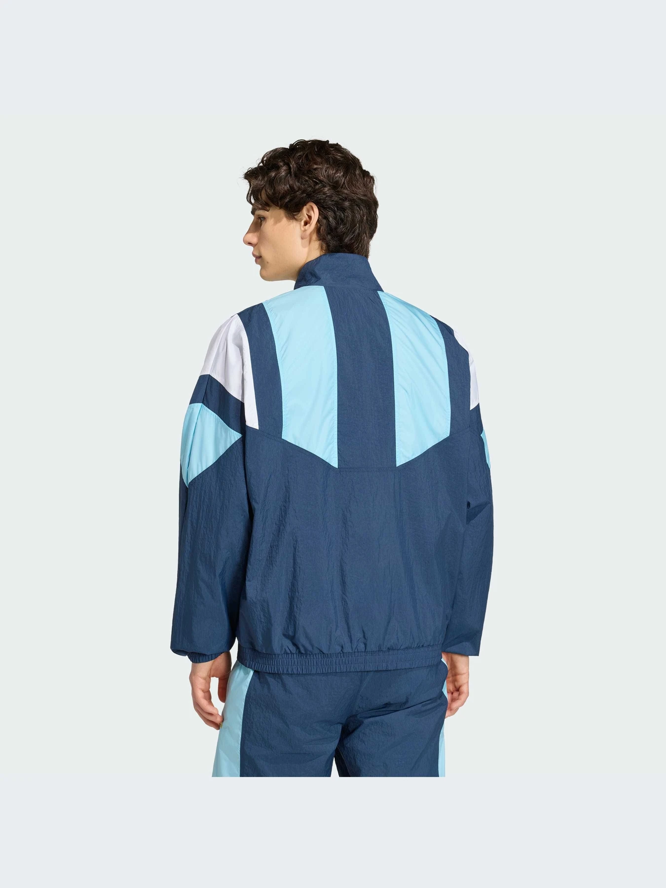 Худи и свитшоты Adidas модель KG2287-KZ Худи и свитшоты Adidas модель KG2287-KZ Фото