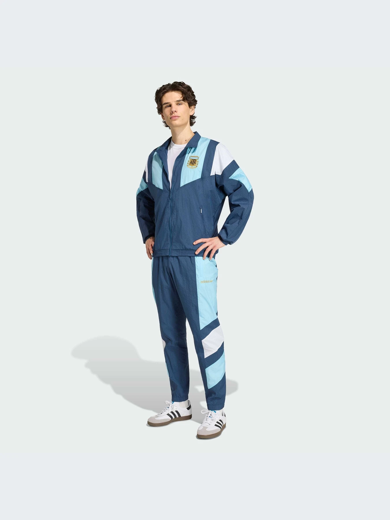 Худи и свитшоты Adidas модель KG2287-KZ Худи и свитшоты Adidas модель KG2287-KZ Фото