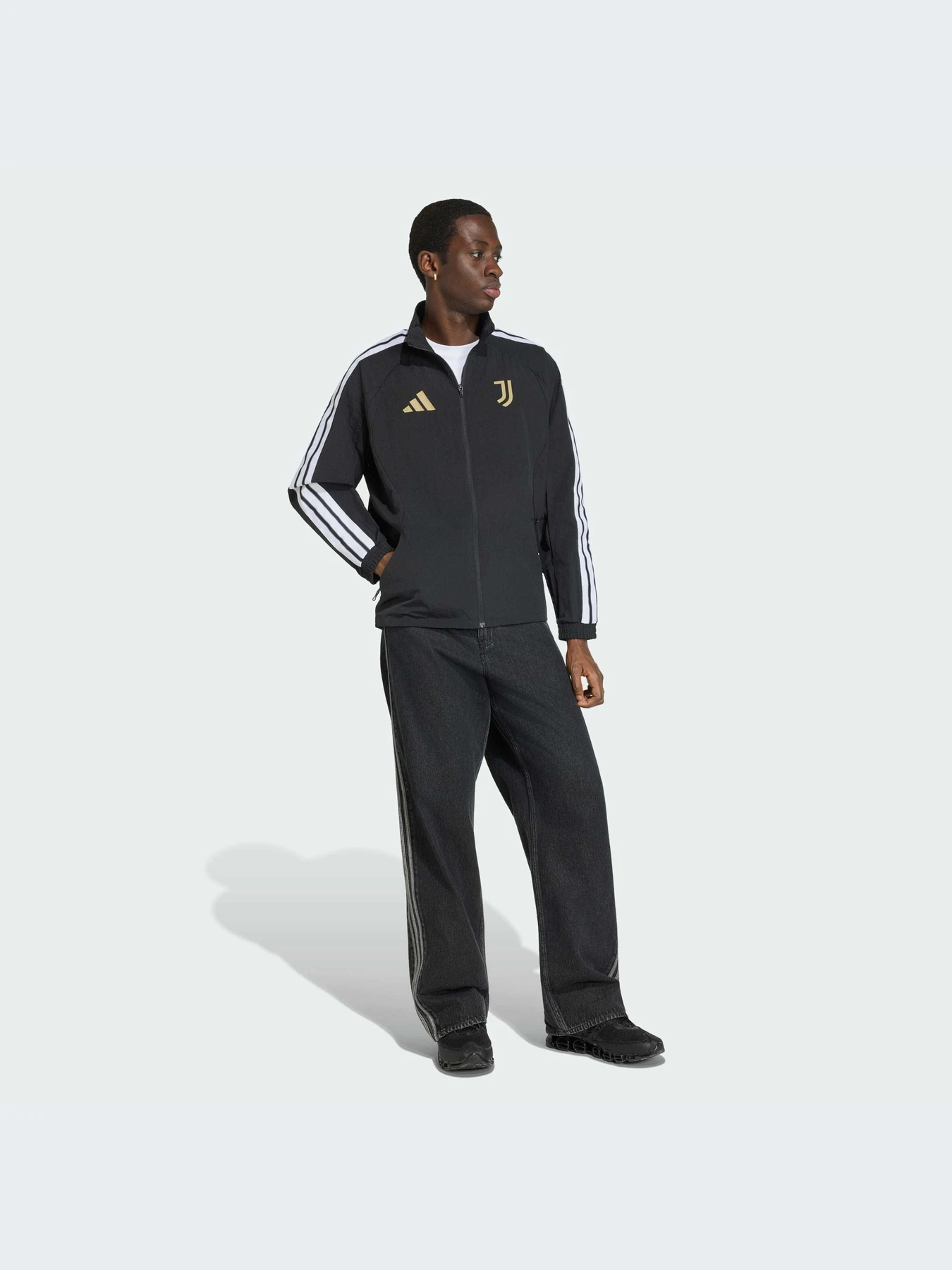 Худи и свитшоты Adidas модель KV6740-KZ Худи и свитшоты Adidas модель KV6740-KZ Фото