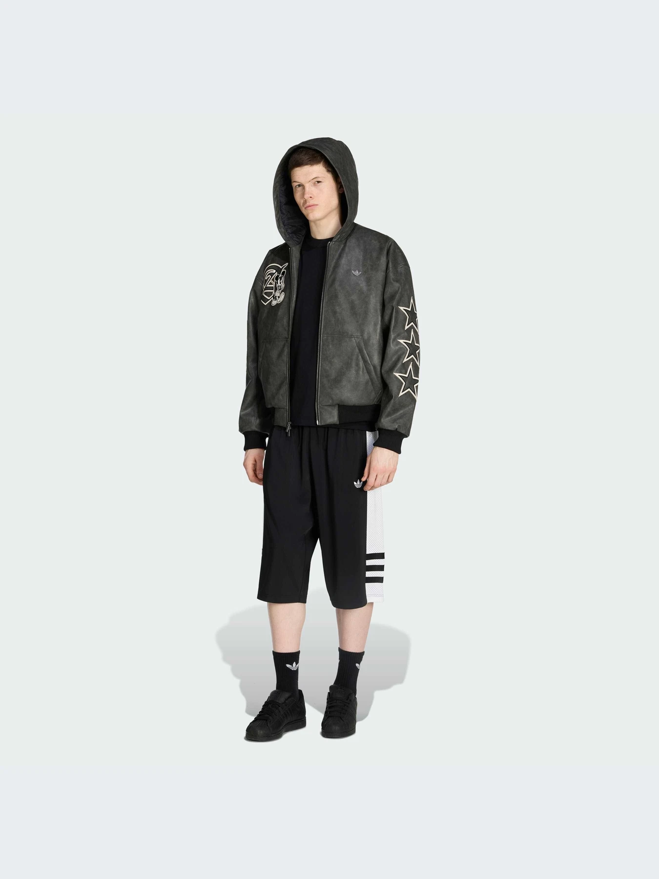 Куртки и дубленки Adidas Graphics модель IA4410-KZ Куртки и дубленки Adidas Graphics модель IA4410-KZ Фото