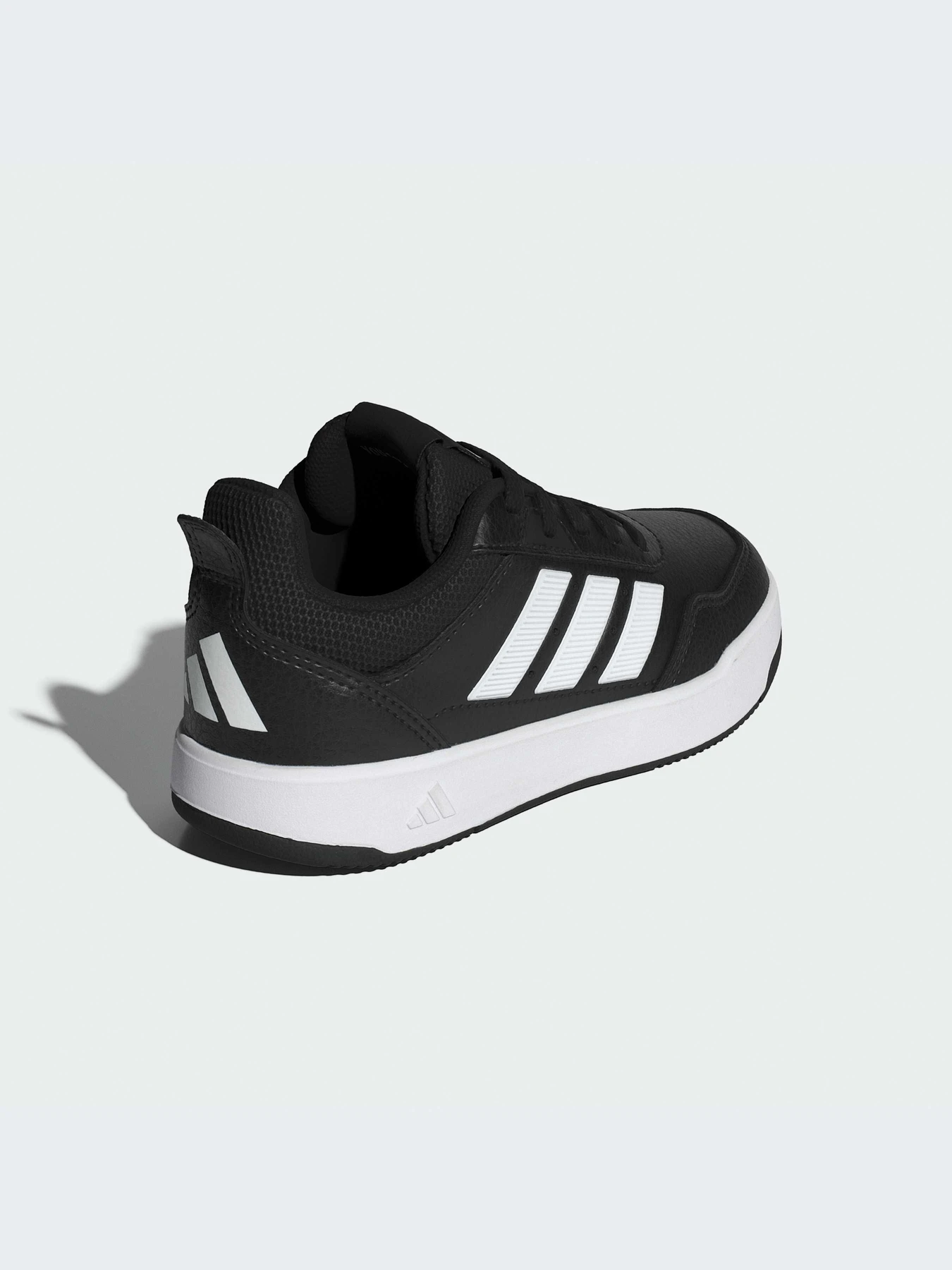 Кроссовки Adidas модель JQ1860-KZ Фото