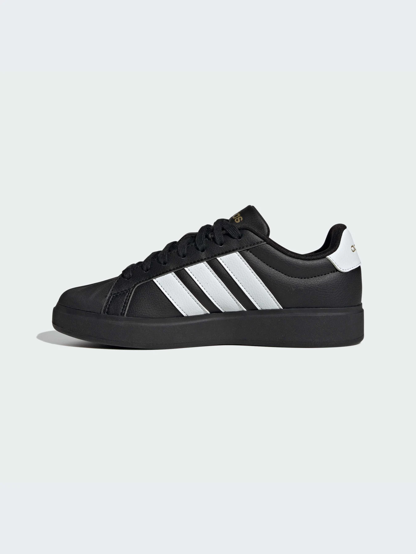 Кеды Adidas модель JR4700-KZ Кеды Adidas модель JR4700-KZ Фото