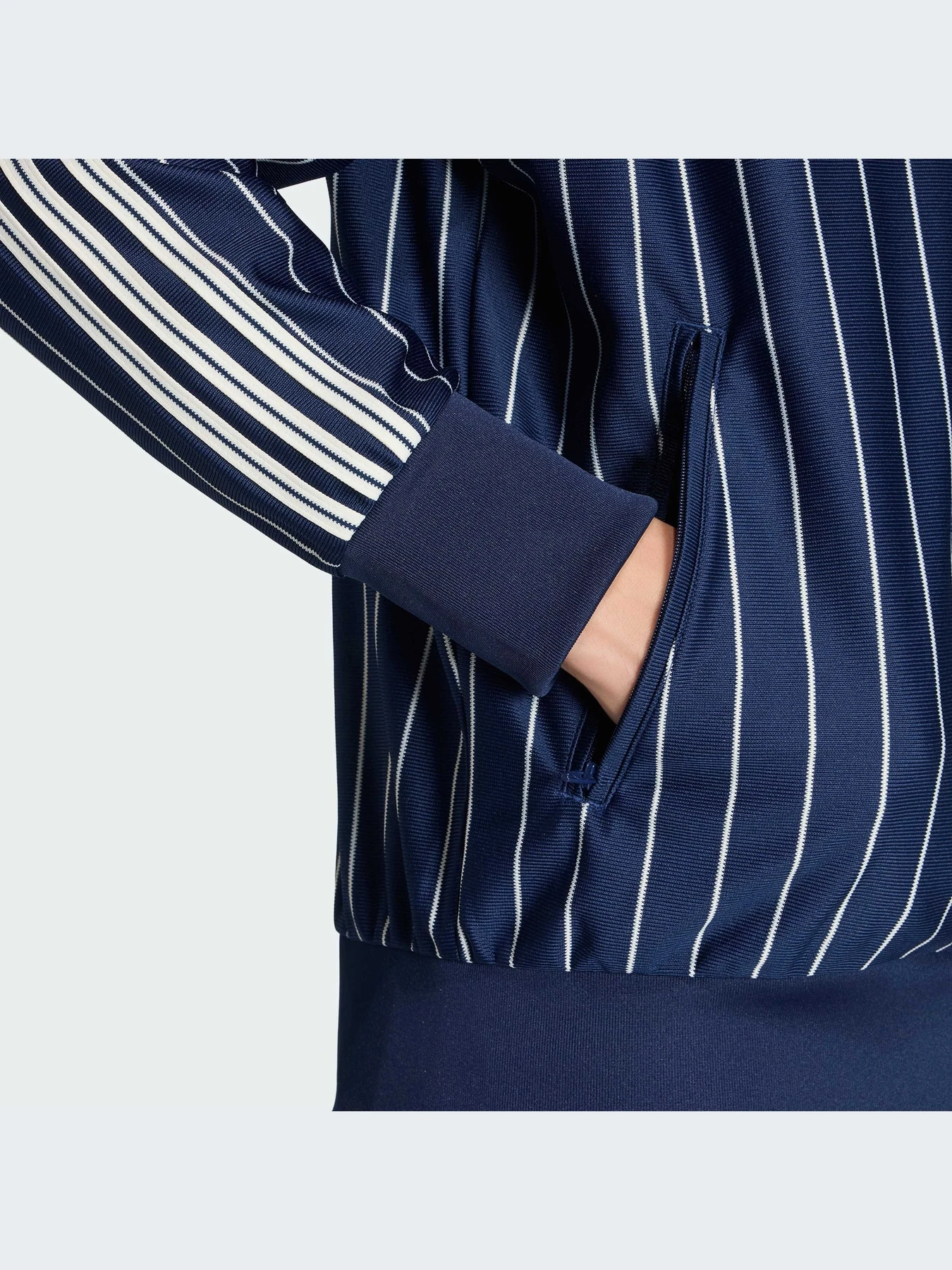 Худи и свитшоты Adidas модель KR7228-KZ Фото
