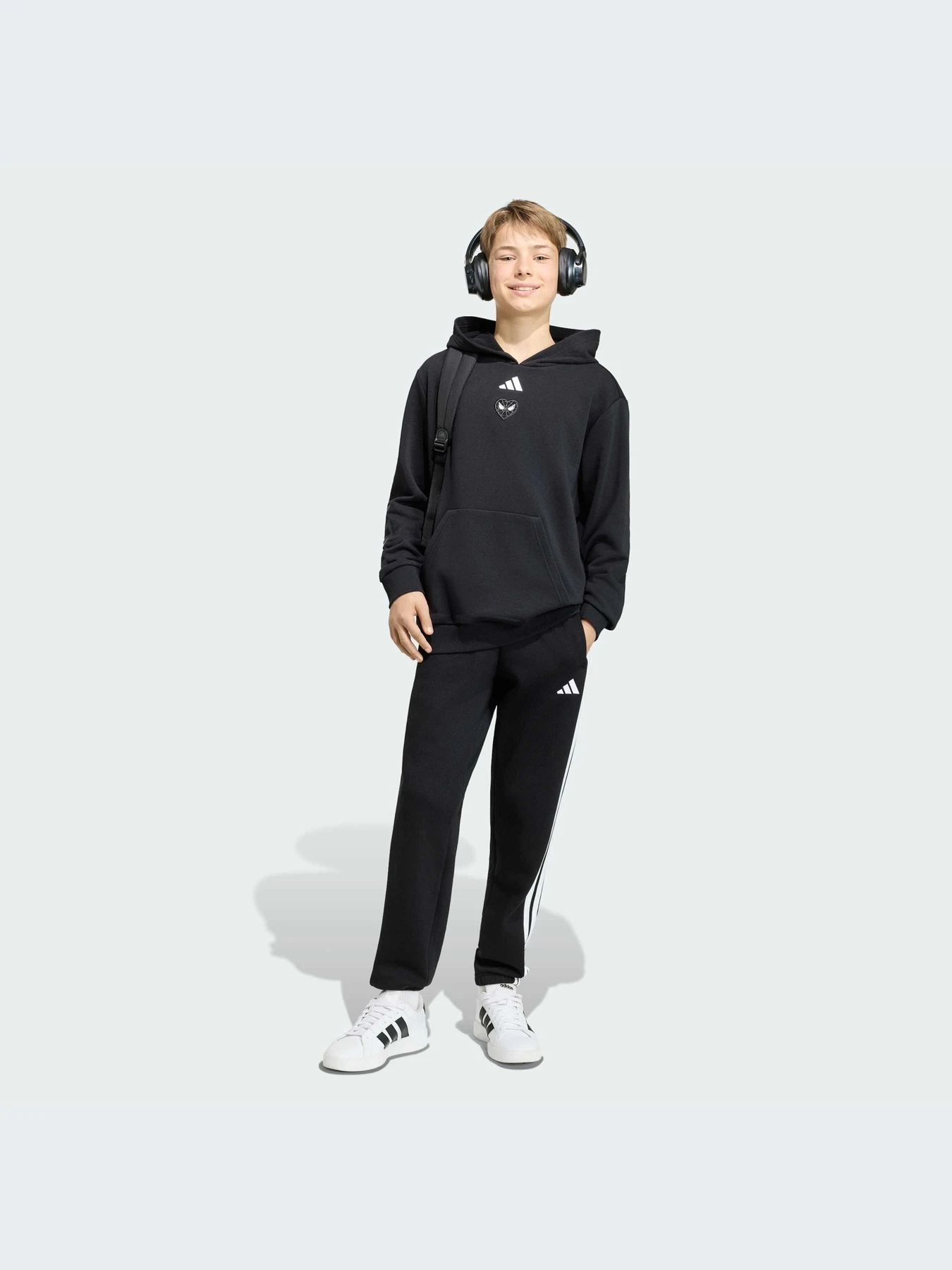 Худи и свитшоты Adidas модель KG6130-KZ Худи и свитшоты Adidas модель KG6130-KZ Фото