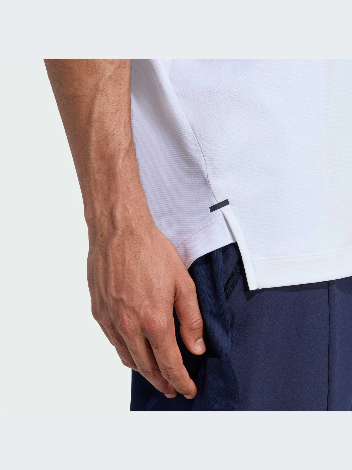Футболки и поло Adidas модель KE9941-KZ Футболки и поло Adidas модель KE9941-KZ Фото