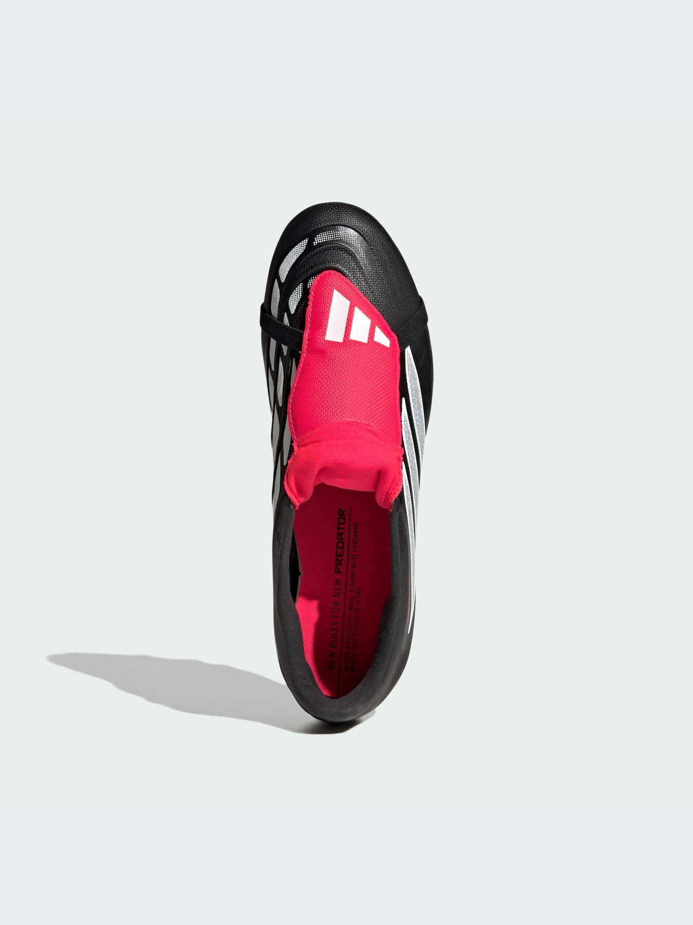 Кроссовки Adidas Predator модель JR3330-KZ Фото