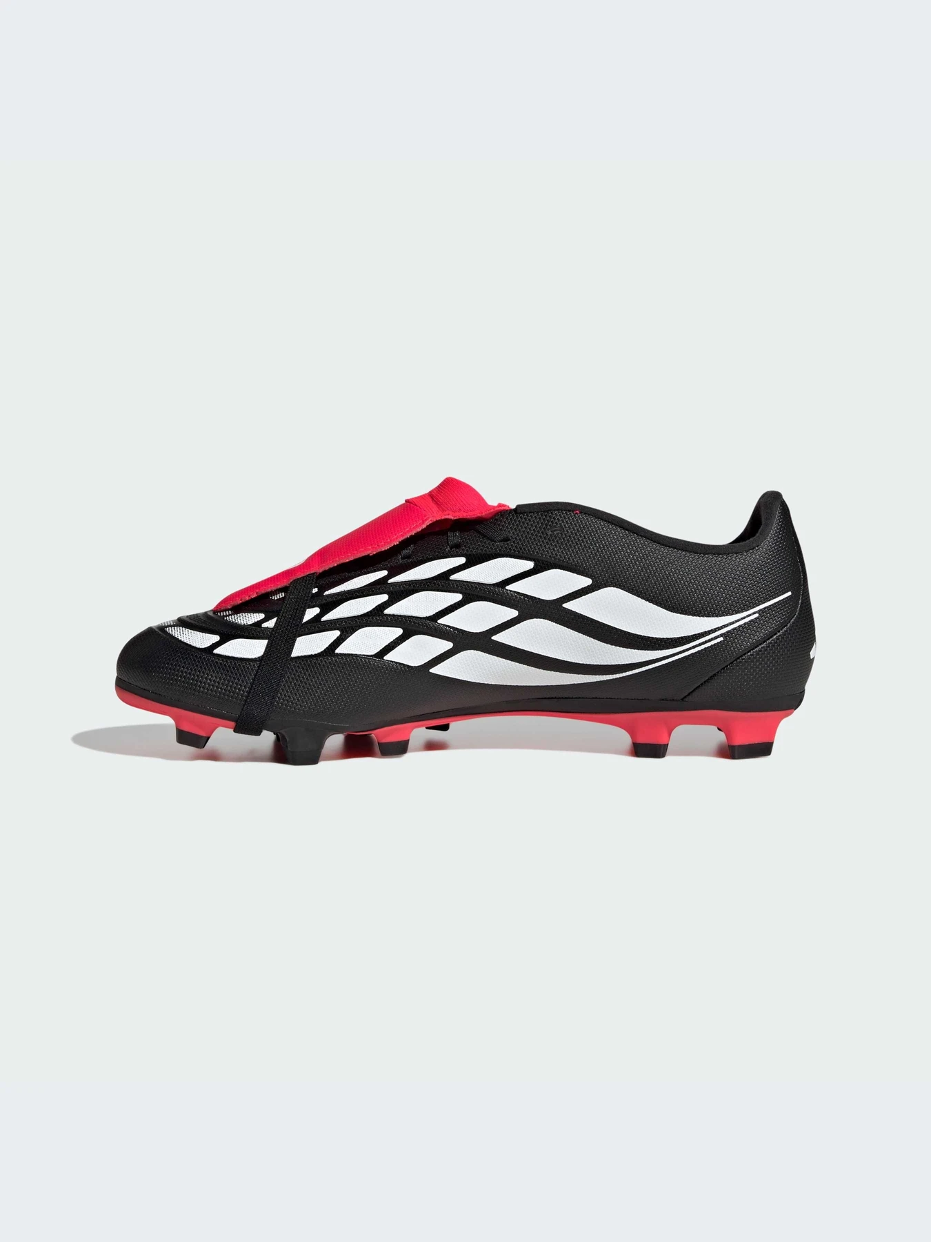 Кроссовки Adidas Predator модель JR3330-KZ Фото