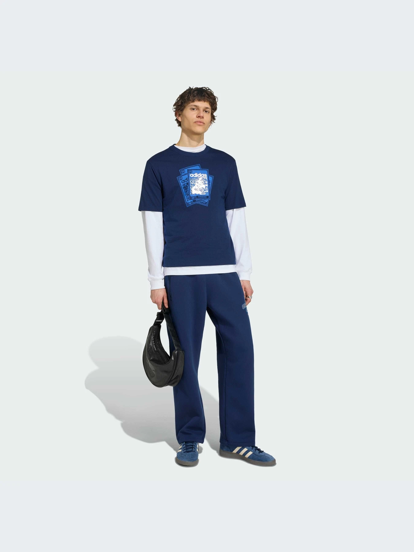 Брюки Adidas Graphics модель IB7091-KZ Брюки Adidas Graphics модель IB7091-KZ Фото