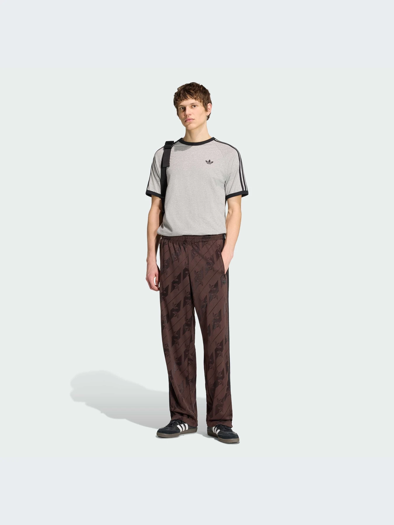 Брюки Adidas модель IA4540-KZ Брюки Adidas модель IA4540-KZ Фото