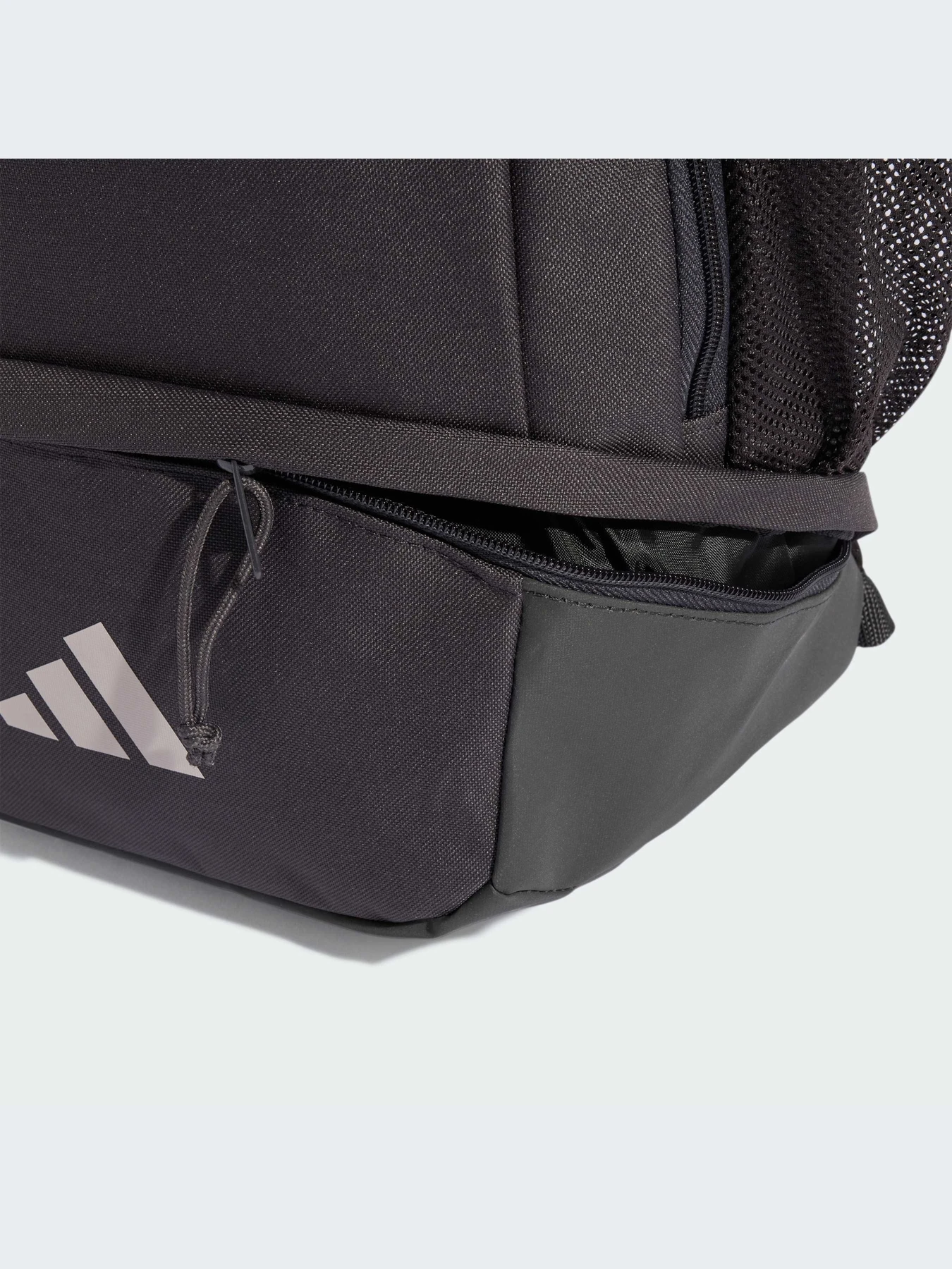 Рюкзаки Adidas модель KF6440-KZ Рюкзаки Adidas модель KF6440-KZ Фото